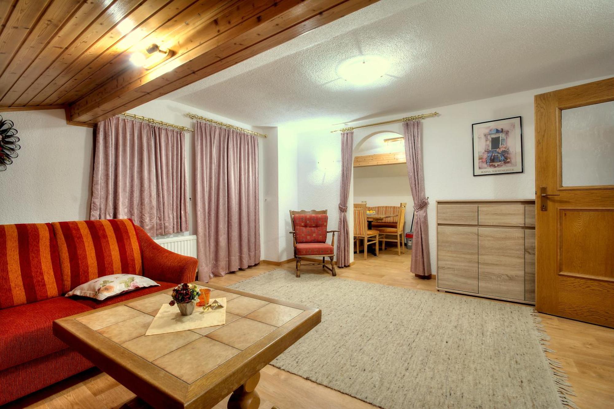 Ferienhaus Bergkristall Pettneu am Arlberg Habitación foto